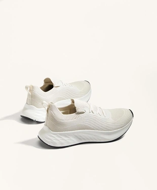 Универсальные кроссовки для повседневной носки и прогулок- Заказать в России