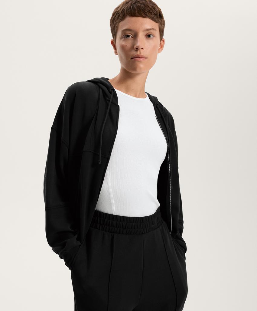 Куртка с капюшоном из мягкого модала