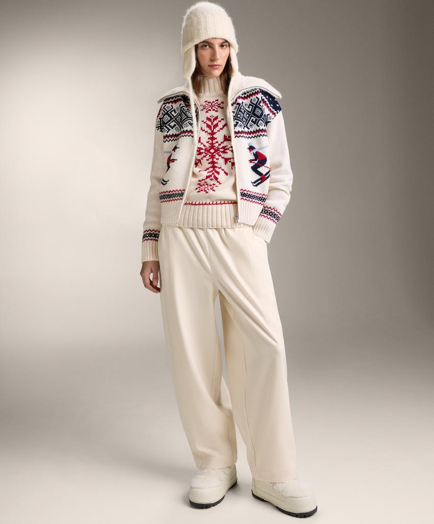 Вязаный свитер с вышивкой «Снежинка»