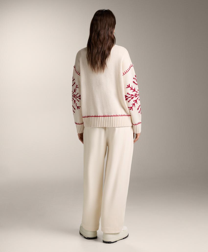 Вязаный свитер с вышивкой «Снежинка»