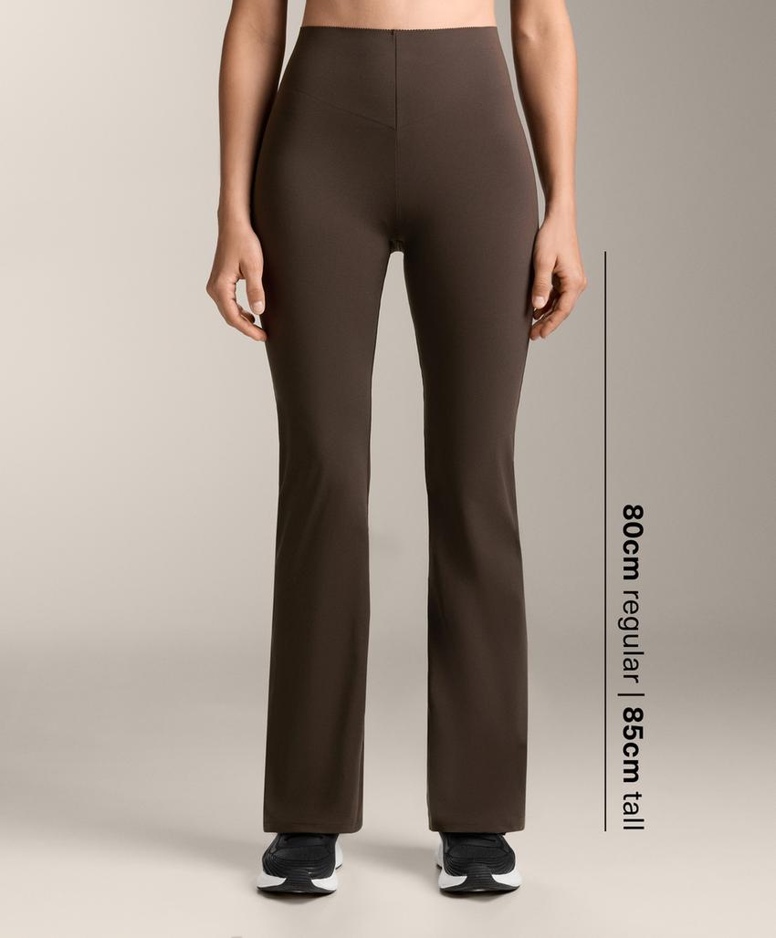 Брюки клеш Compressive с завышенной талией и эффектом пуш-ап