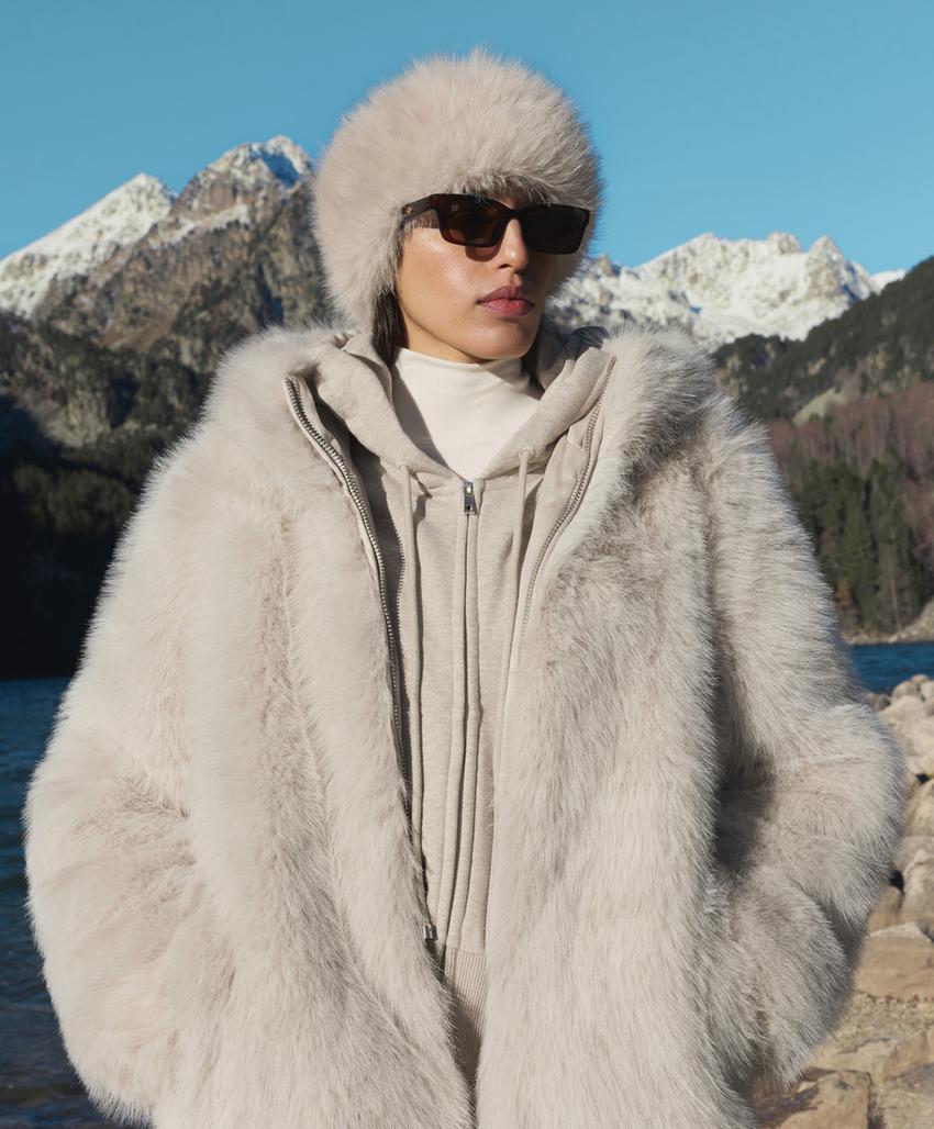 Куртка с капюшоном, широким рукавом, из хлопка