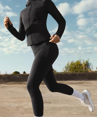 Легинсы COMPRESSIVE с завышенной талией, длиной до щиколотки и карманами- Заказать в России