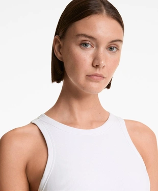 TANK TOP из смесового модала с чашками- Заказать в России