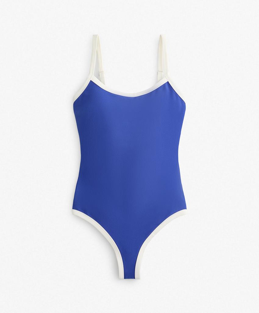 Купальник с яркими контрастами