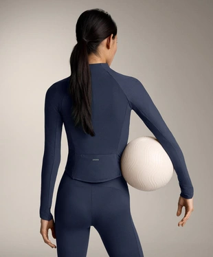 Высокотехнологичная куртка COMFORTLUX с отделкой в рубчик- Заказать в России