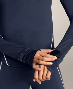 Лонгслив из высокотехнологичной ткани с кантом- Заказать в России