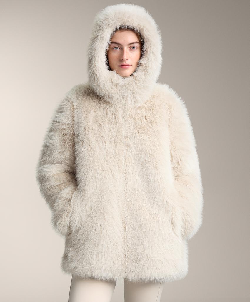 Куртка с капюшоном из искусственного меха