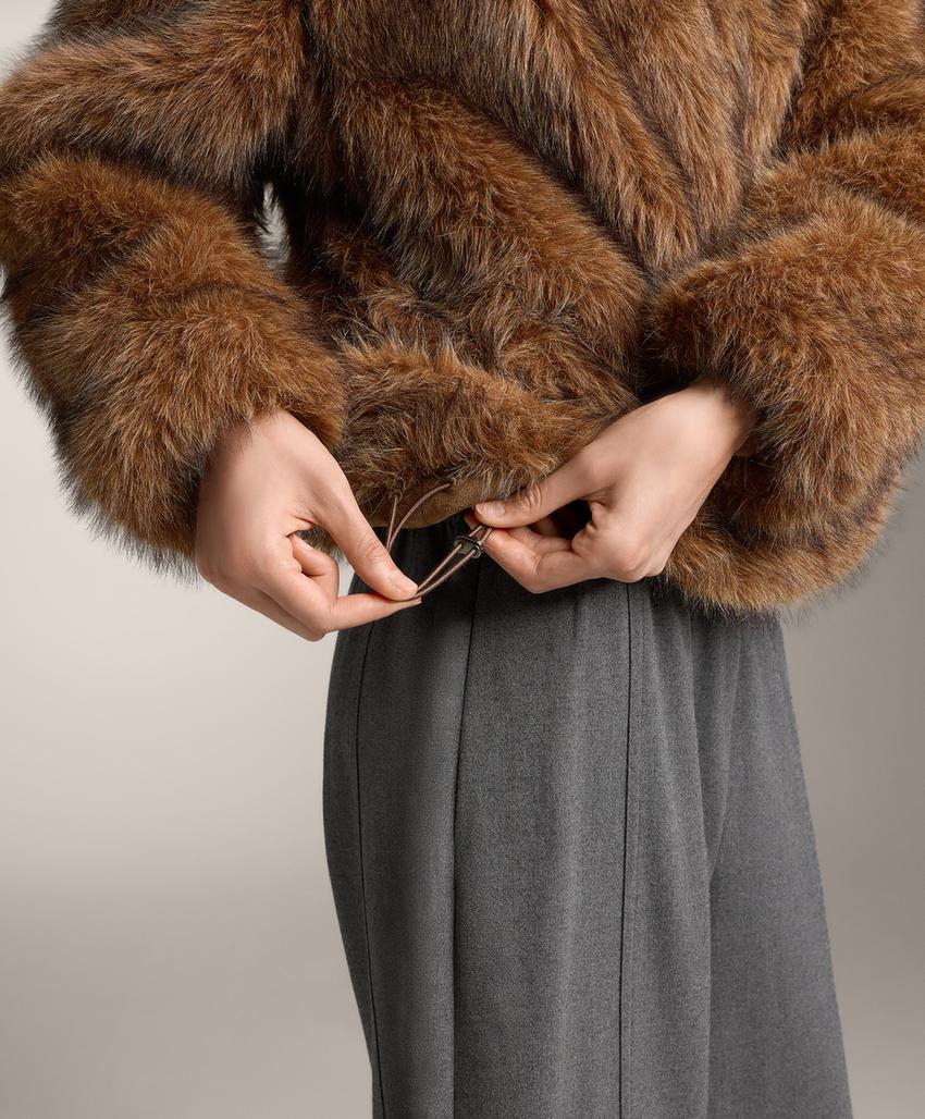 Куртка из искусственного меха