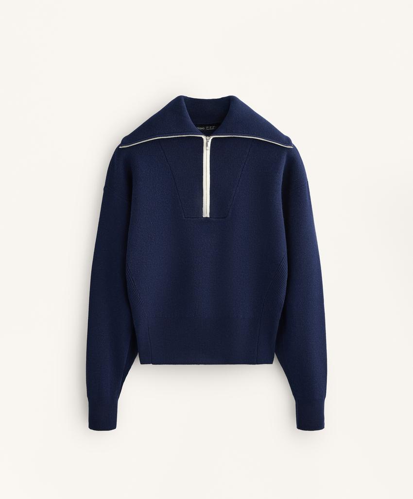 Свитер с высоким воротником и молнией до уровня груди