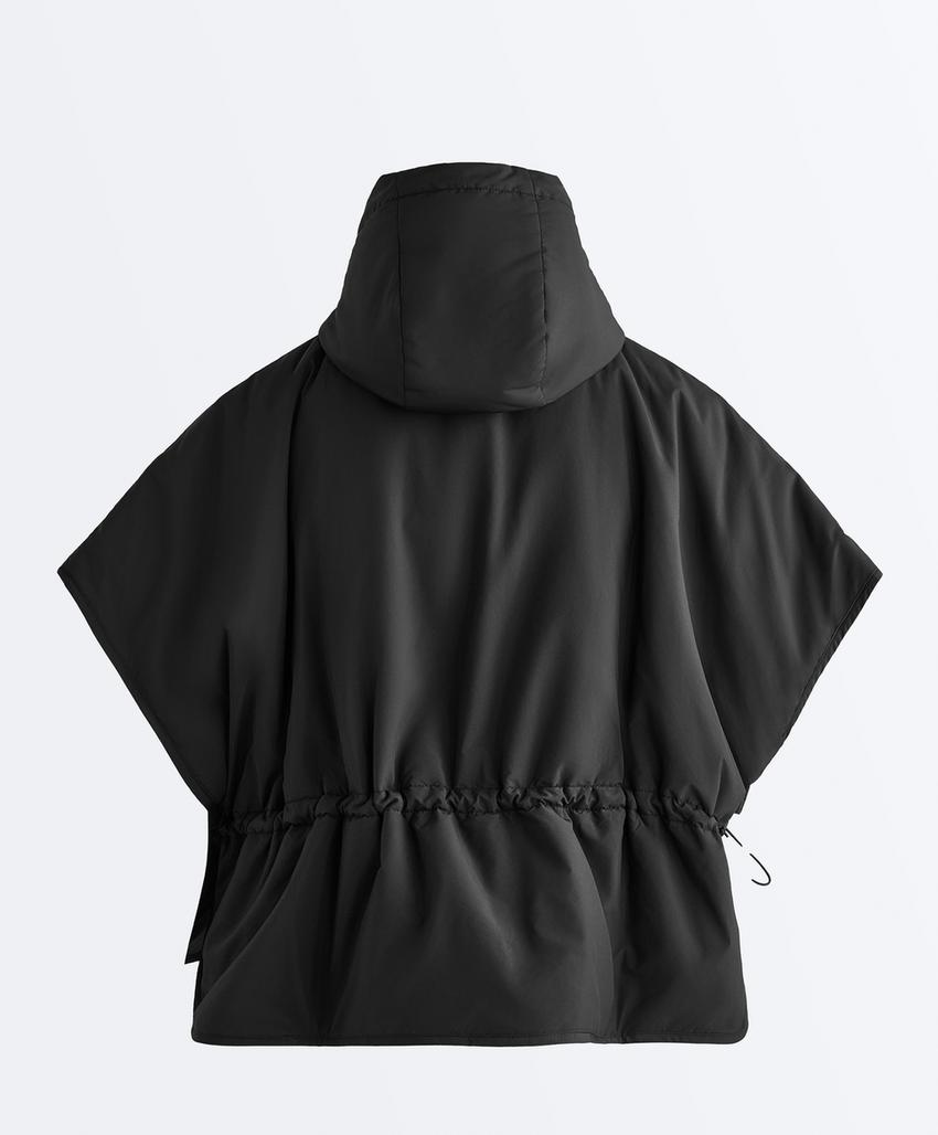 Стеганый жилет с капюшоном