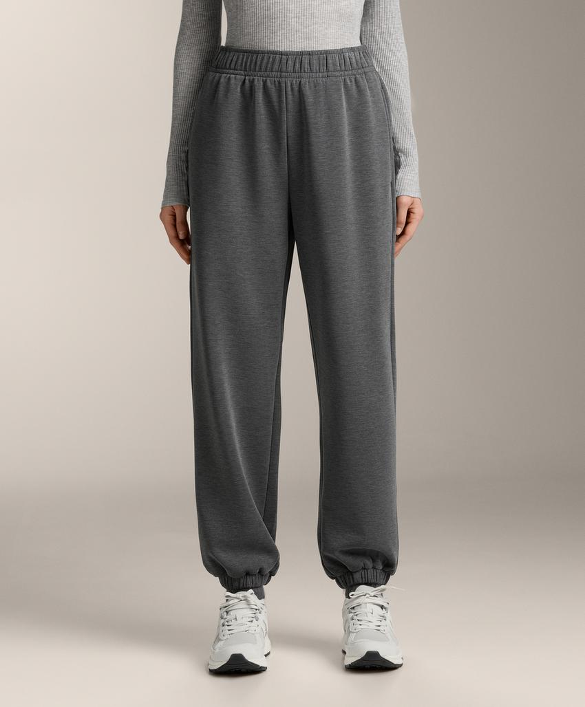 Мягкие марлевые джоггеры из модала