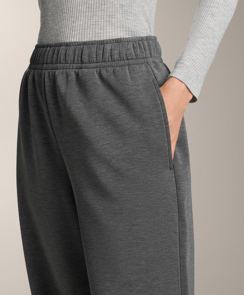 Мягкие джоггеры из модала с меланжевым узором