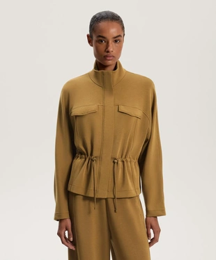 Куртка с карманами и регулируемым поясом из мягкой ткани с модалом- Заказать в России