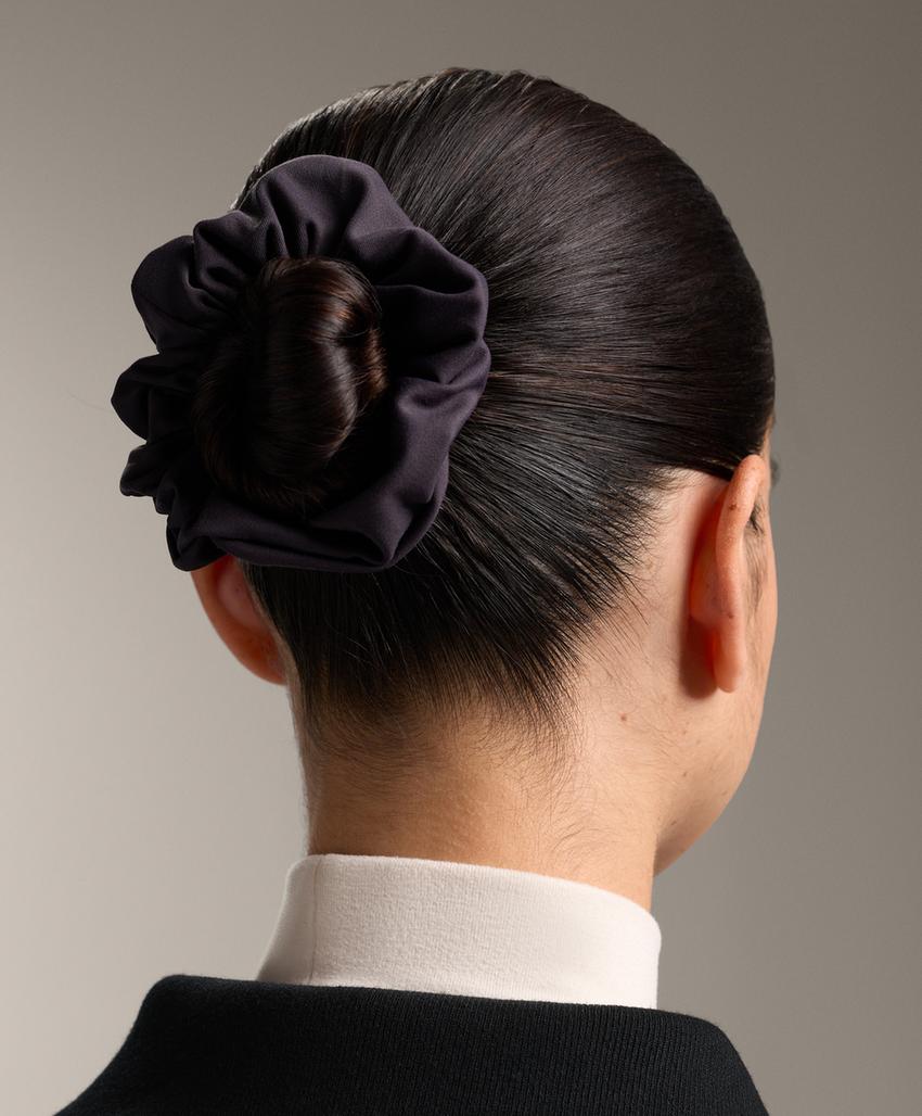 2 большие резинки для волос