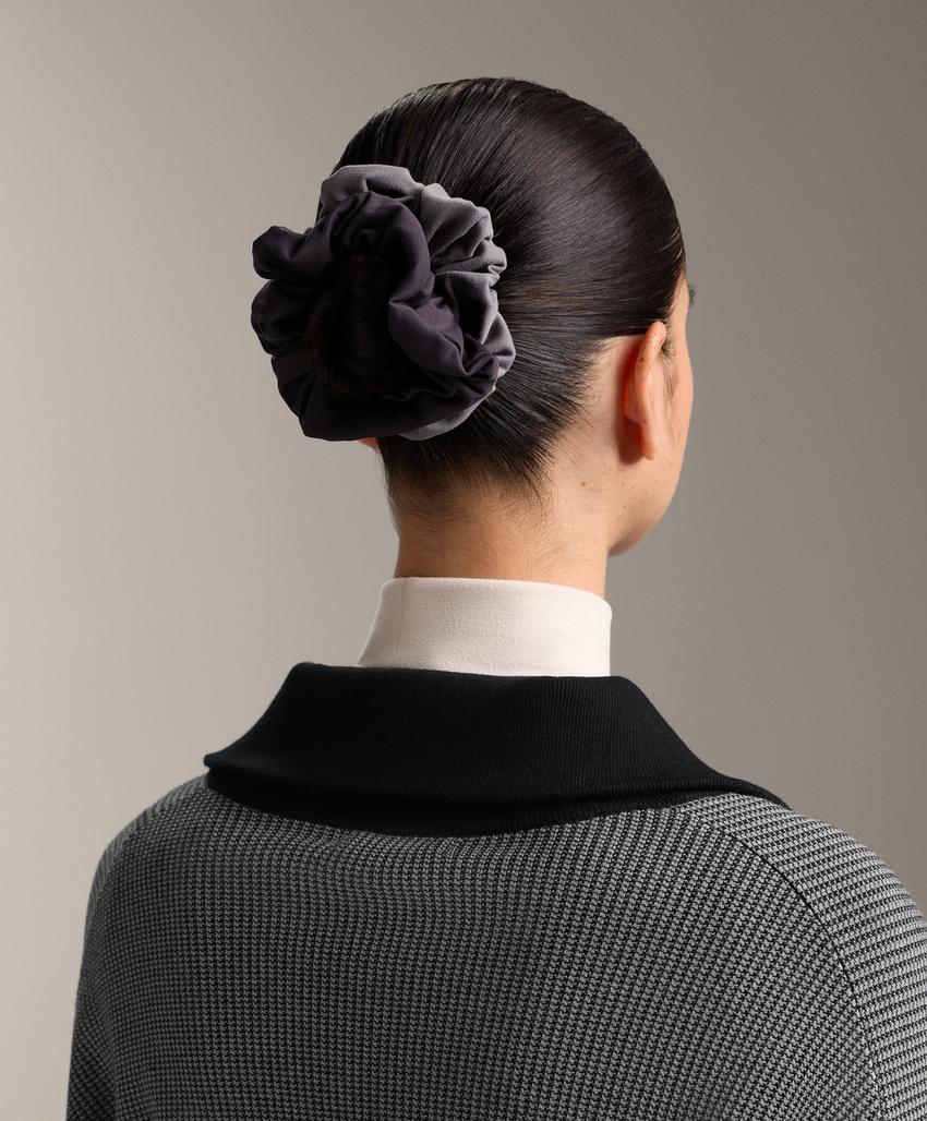 2 большие резинки для волос