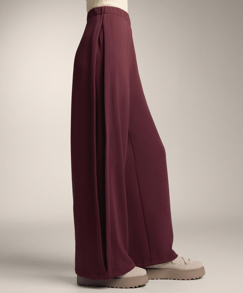 Брюки-кокон с боковым складками и мягким модальным покрытием