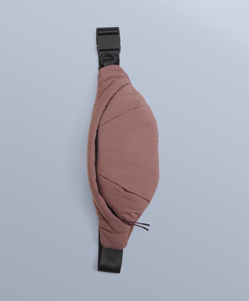 Поясная сумка из водоотталкивающего нейлона