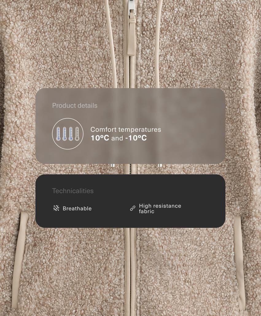 Полушубок с капюшоном из искусственного меха